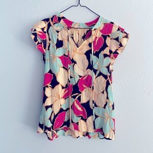Floral flutter sleeve top